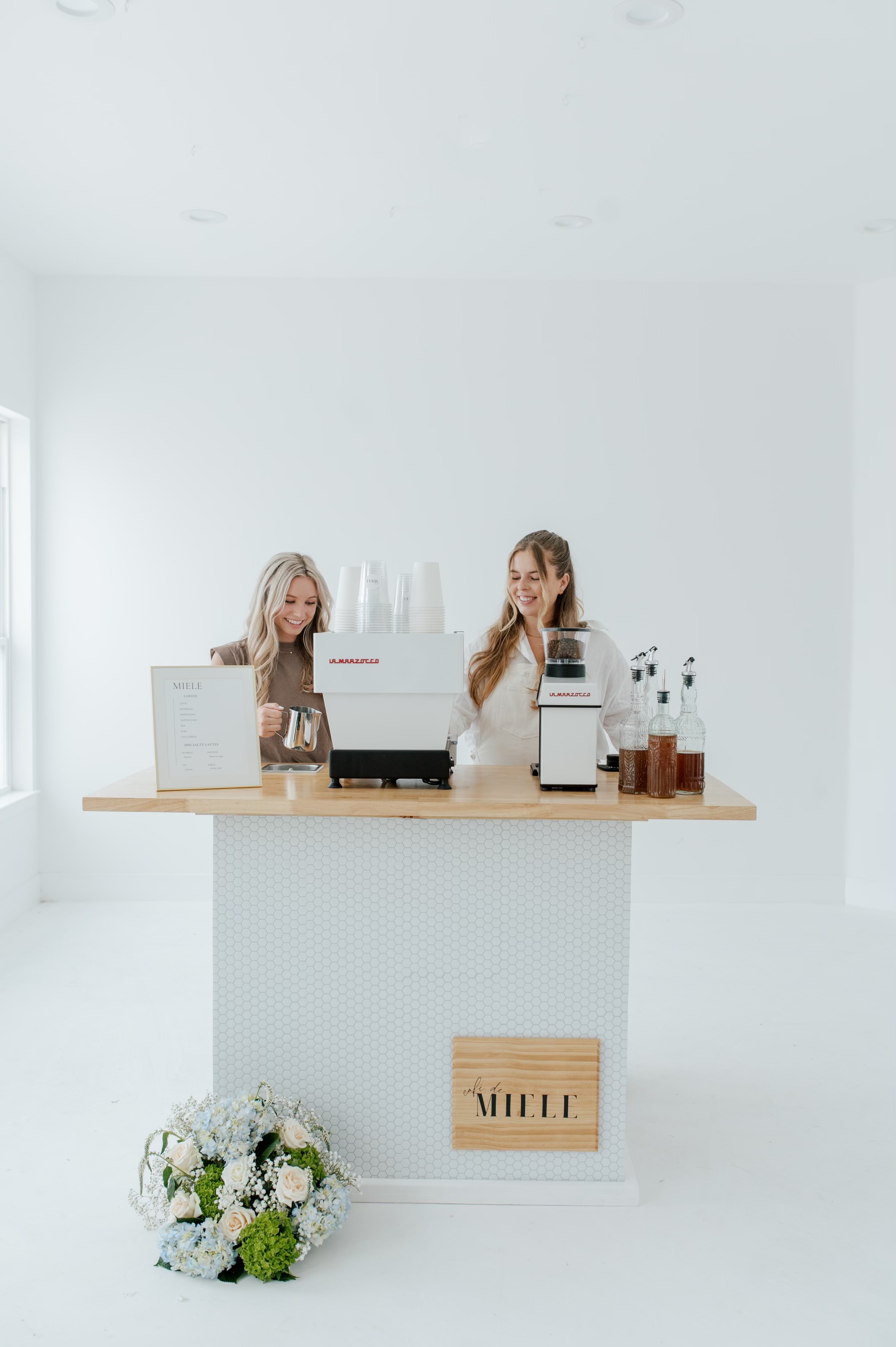 KelseyAndMacaylaTogether1